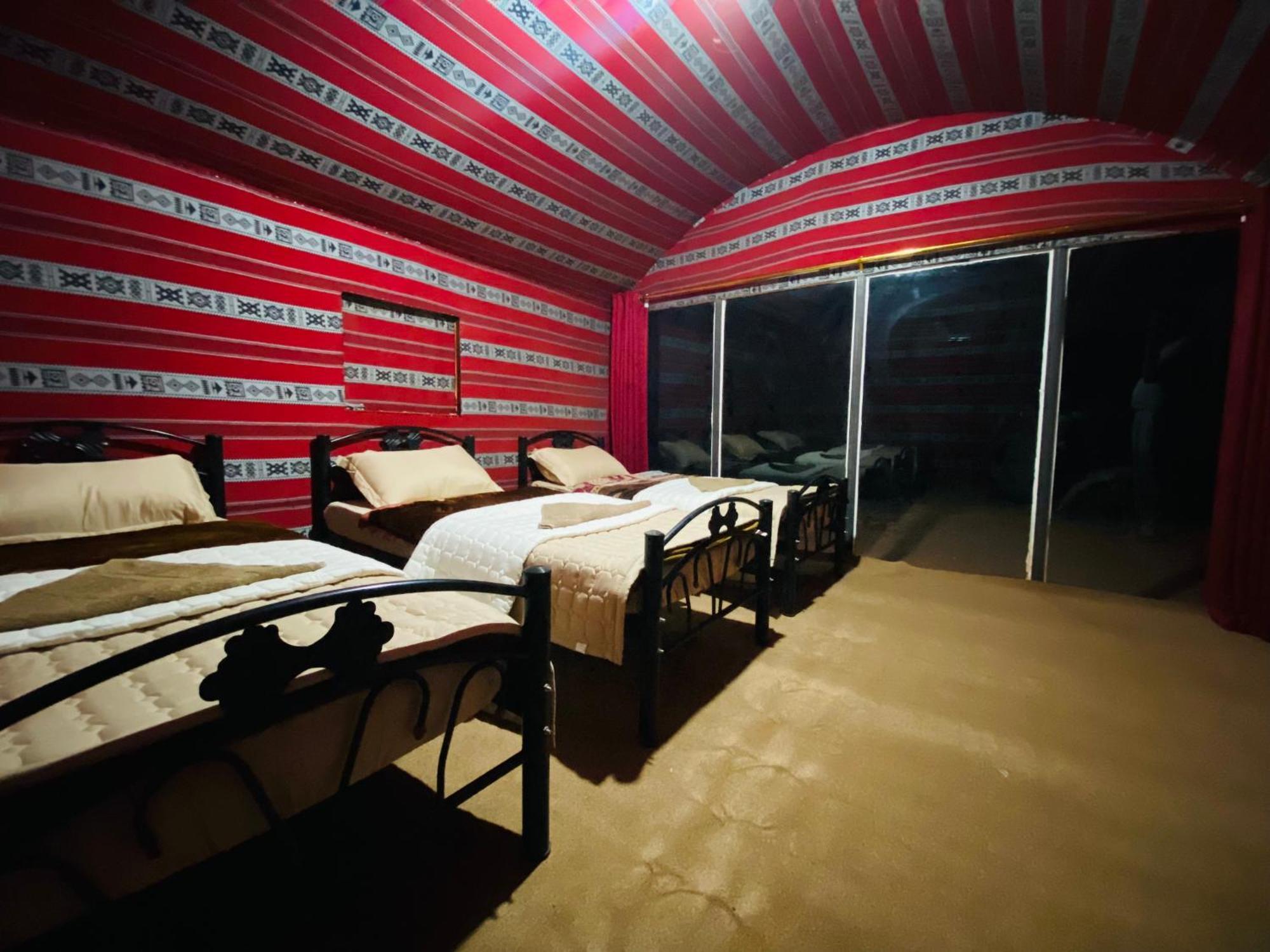 Desert Tree Camp&Tours 瓦迪拉姆 外观 照片